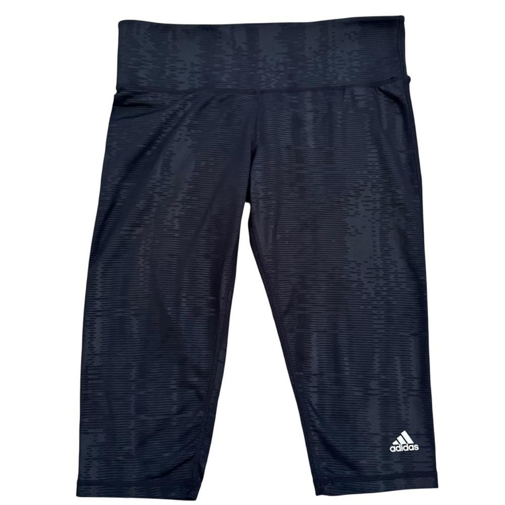 New! Adidas Climate Women’s Cropped Black Leggings. Moisture Wicking. Activewear